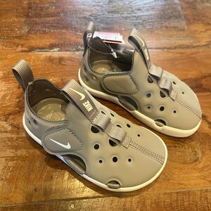 NWT Nike Sunray Protect 4 Shoes